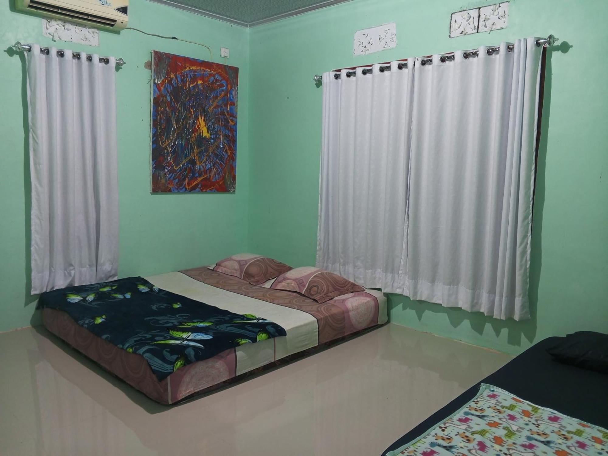 Air Manis Secret Surfcamp Apartment Taluk Batung Exterior photo